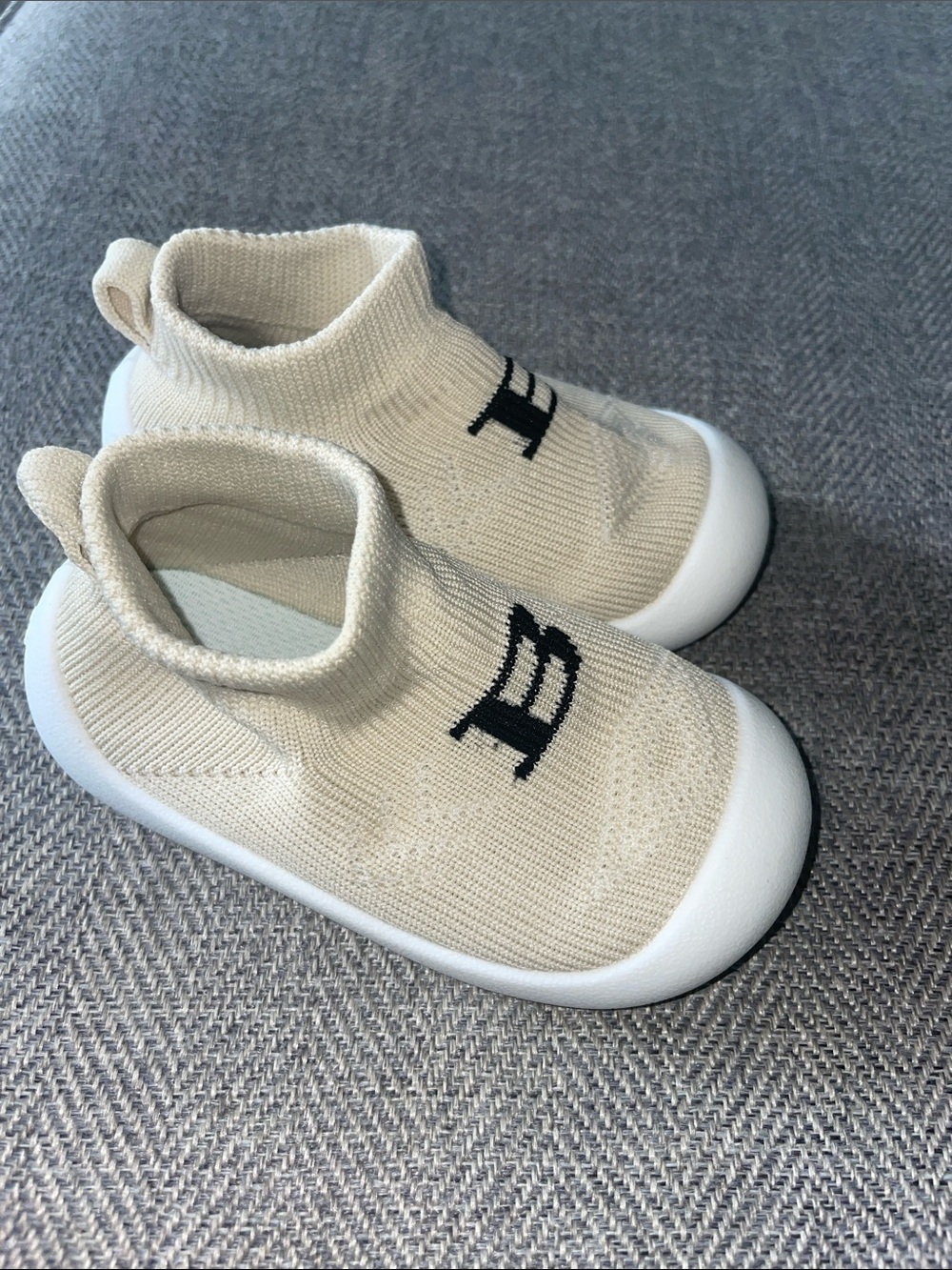 Toddler Cream Knit Slip-On Sneakers with Black Accent